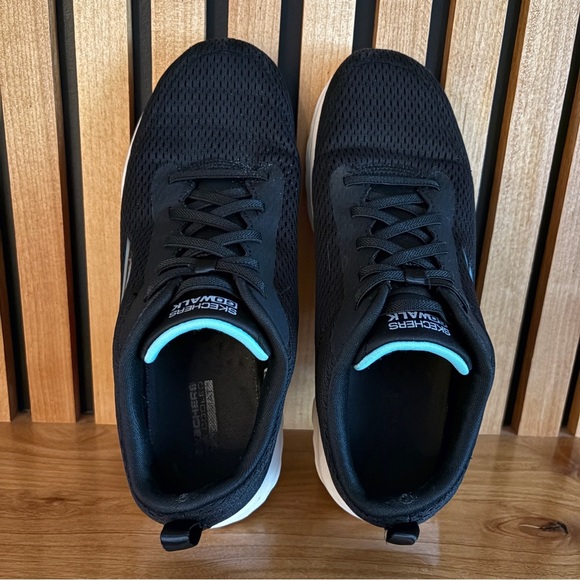 Skechers Women's Black Athletic Shoes - Picture 5 of 6